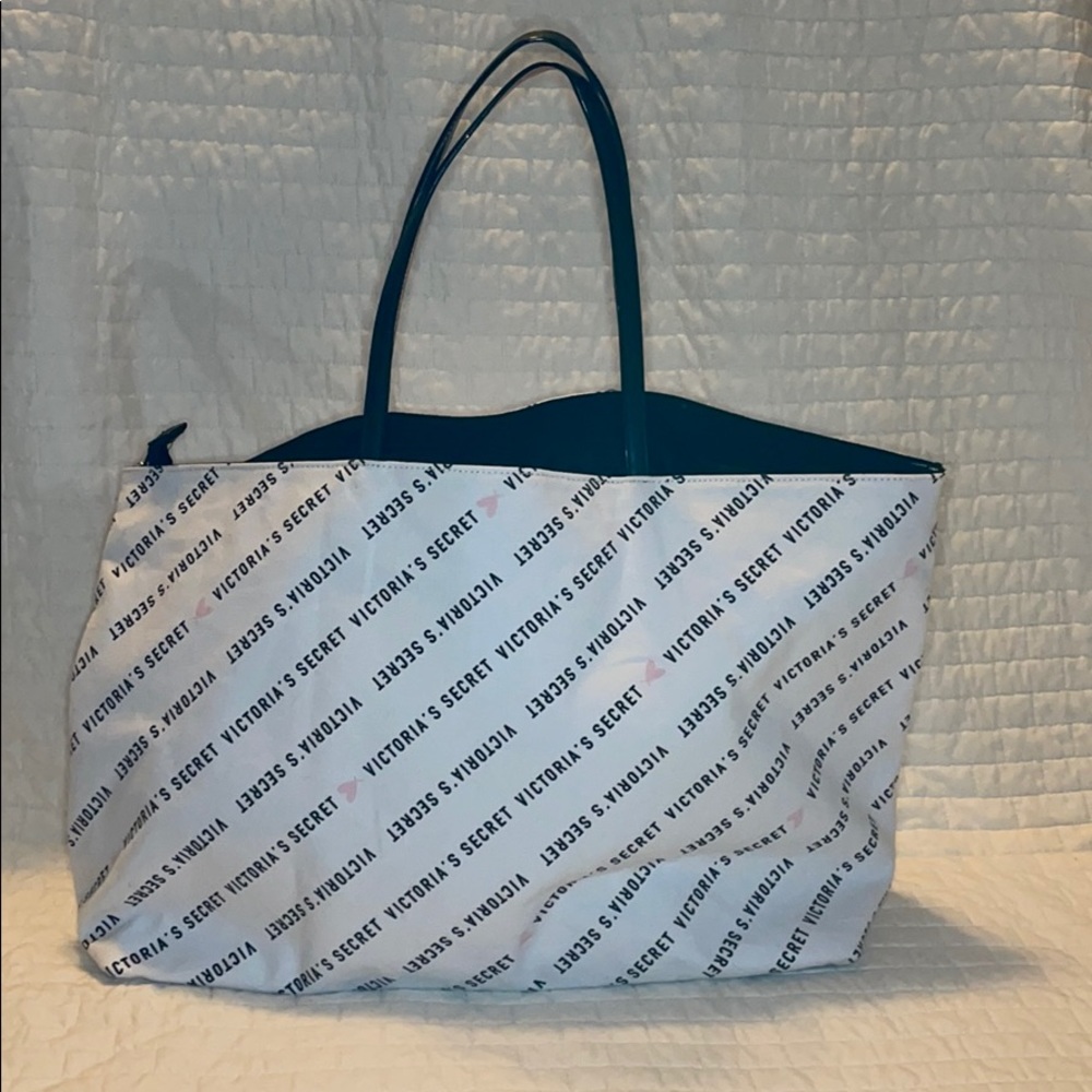Victoria's Secret Tote Bag White Black Heart Logo